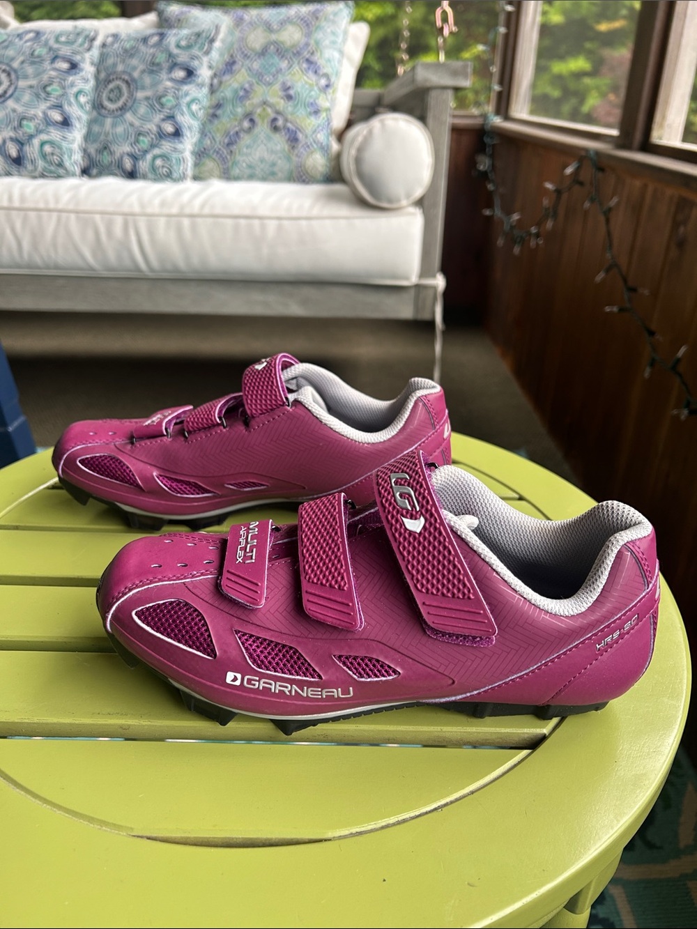 NWOT, Garneau LG Women's Magenta Cycling Shoes with Triple Straps